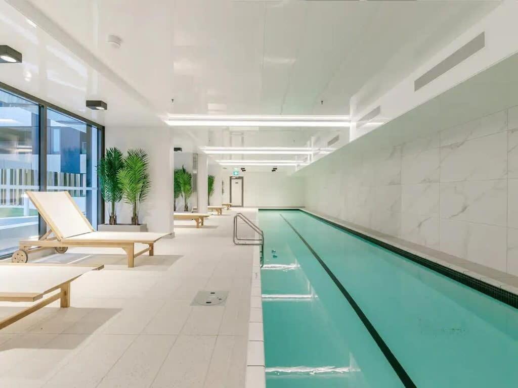 Cosy Two Bedroom Apartment With Balcony Pool And Gym Auckland Dış mekan fotoğraf